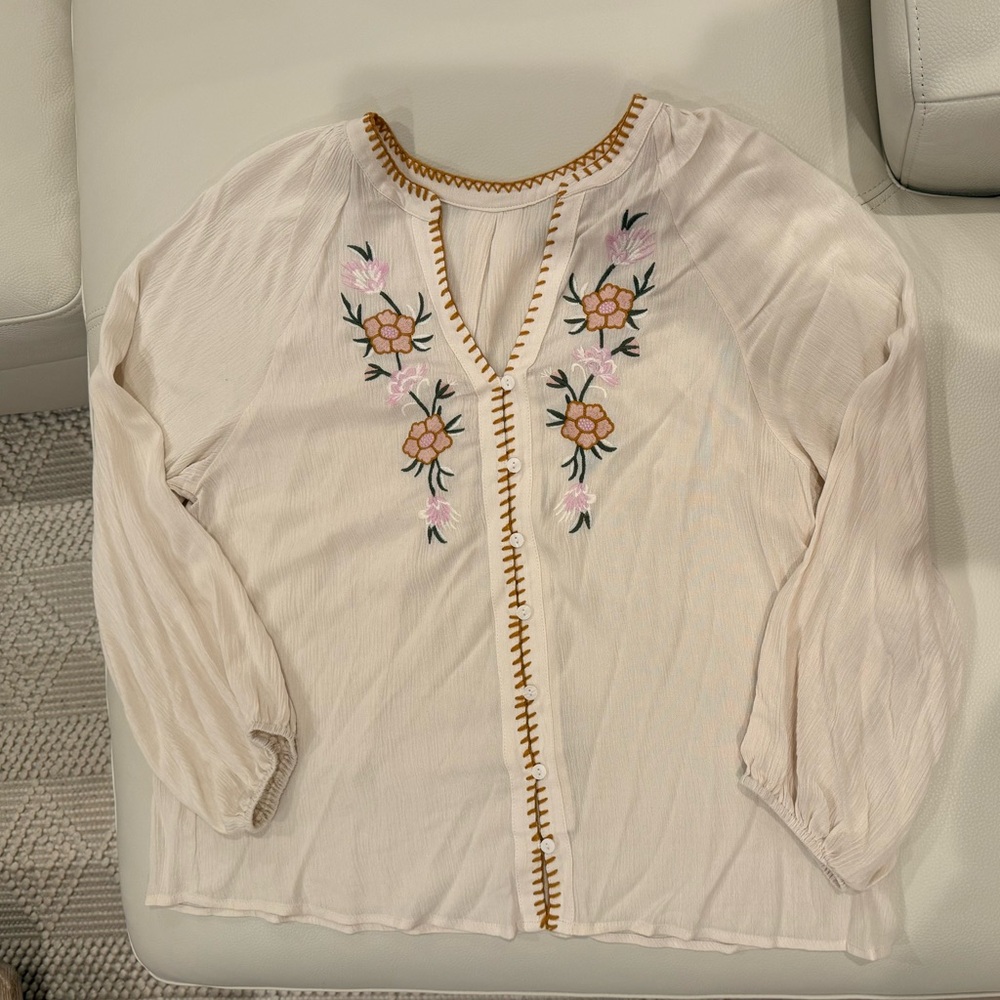 Women’s Cream Embroidered Floral Peasant Top